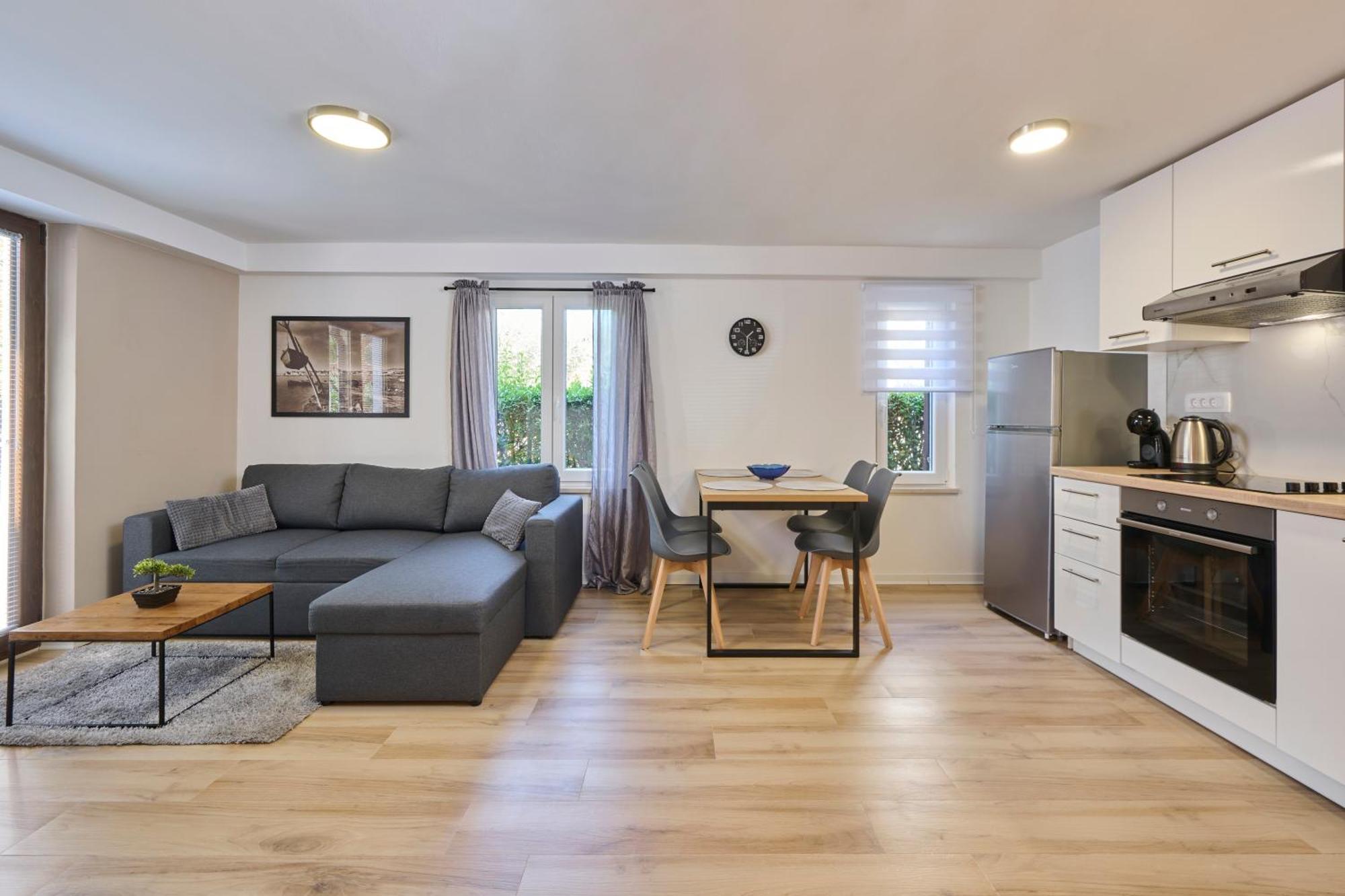 Belvedere Apartments Umag Exterior foto