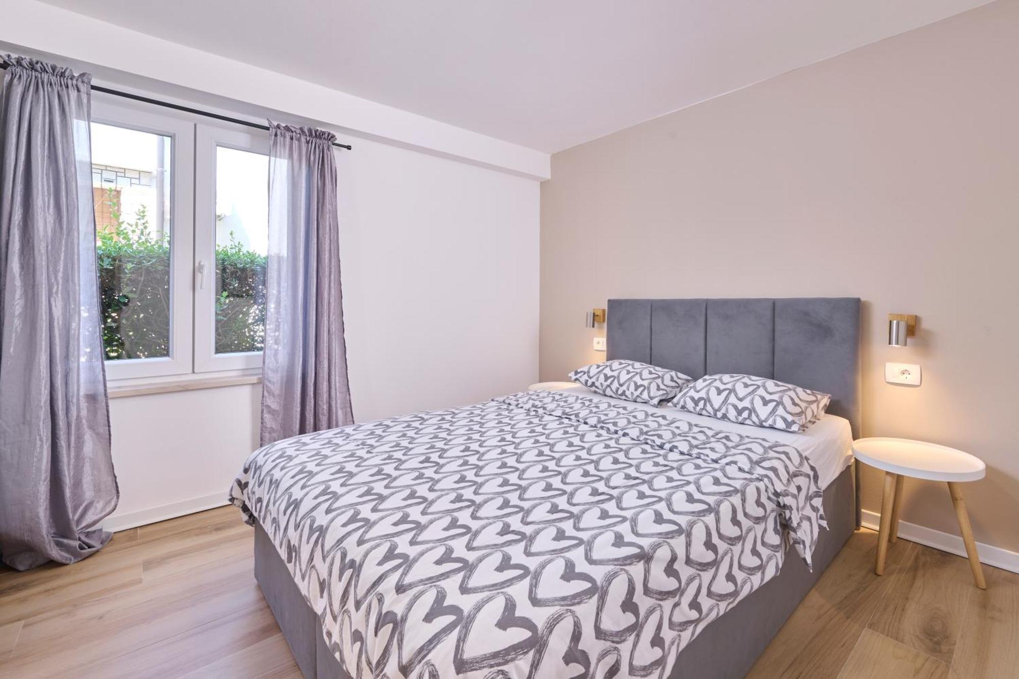 Belvedere Apartments Umag Exterior foto