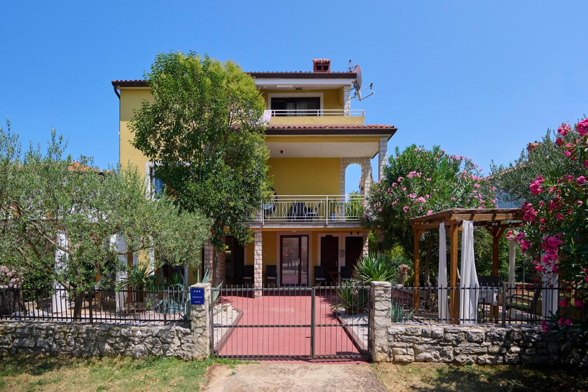 Belvedere Apartments Umag Exterior foto